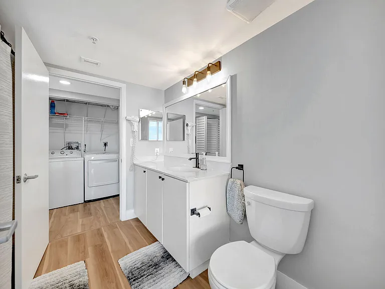 3020 NE 32nd Ave #1017 — Photo 25