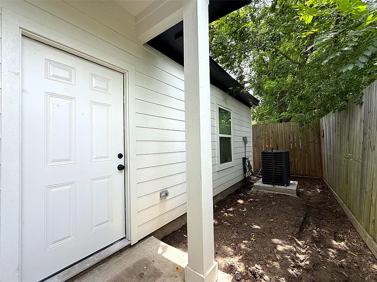 6708 Conley St #B — Photo 25