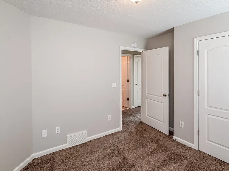 10182 Sorrento Pl — Photo 12