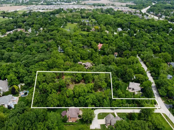 7N650 Sayer Rd, Bartlett, IL 60103