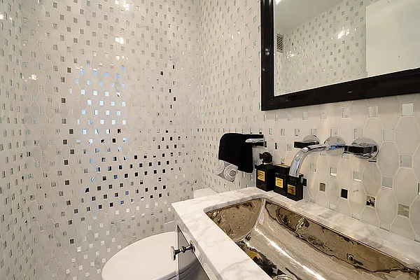 Sold by Corcoran | media 25