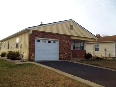 20 Virgin Islands Dr, Toms River, NJ, 08757