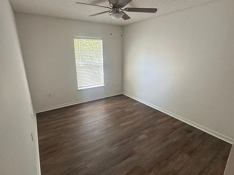 2720 Merrieweather Ln — Photo 24