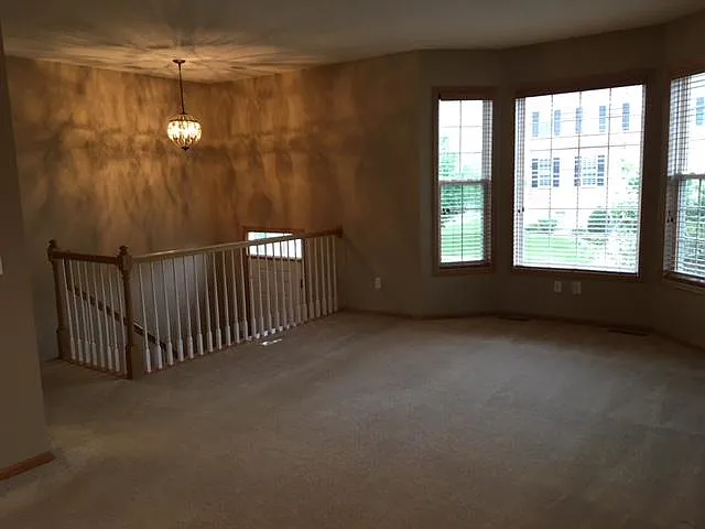 4504 Village Square Blvd N — Photo 12