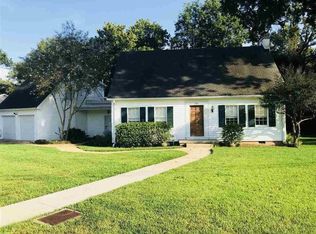 1700 Robinson St, Natchez, MS 39120