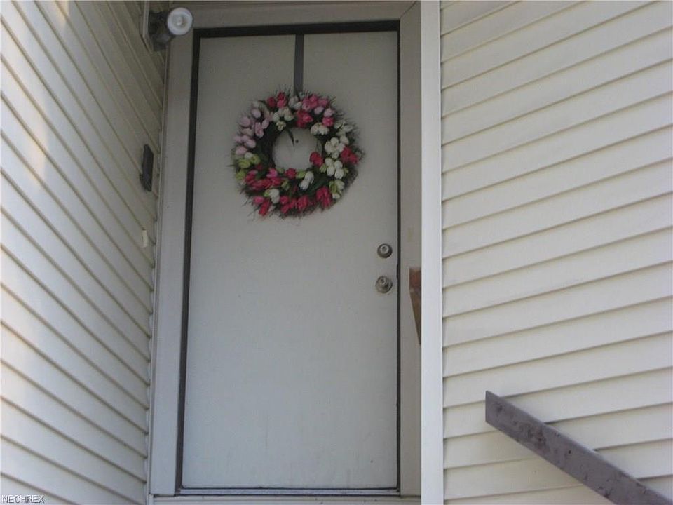 1st image of 377 Pleasant Meadow Blvd