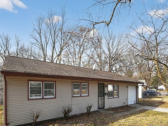 3rd image of 127 Scottswood Dr