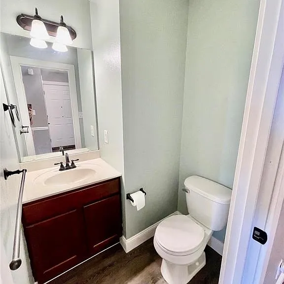 932 Chesapeake Junction Ln — Photo 9