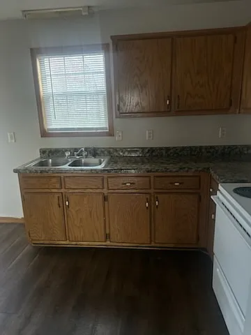 426 W Cherry St #426 — Photo 8