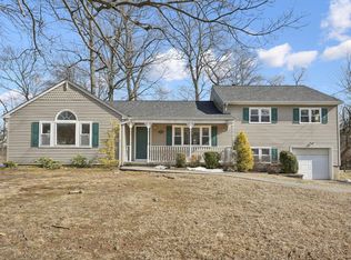 68 Rowan Rd, Pearl River, NY 10965