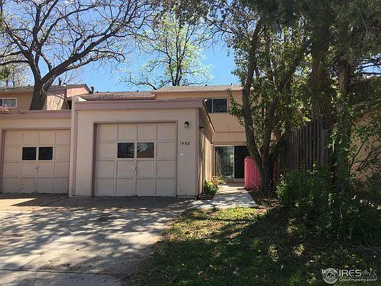 1468 Edgewood Ct — Photo 1