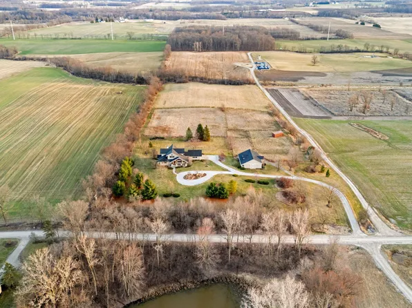 5665 Braun Rd, Saline, MI 48176