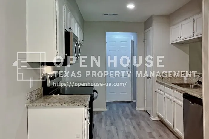 1805 Crimson Ct — Photo 6