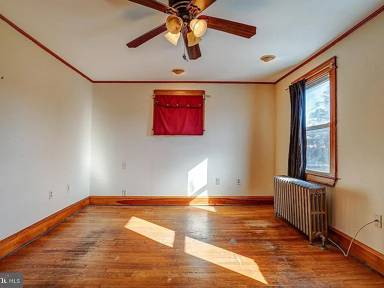 58 N Elmwood Ave — Photo 10