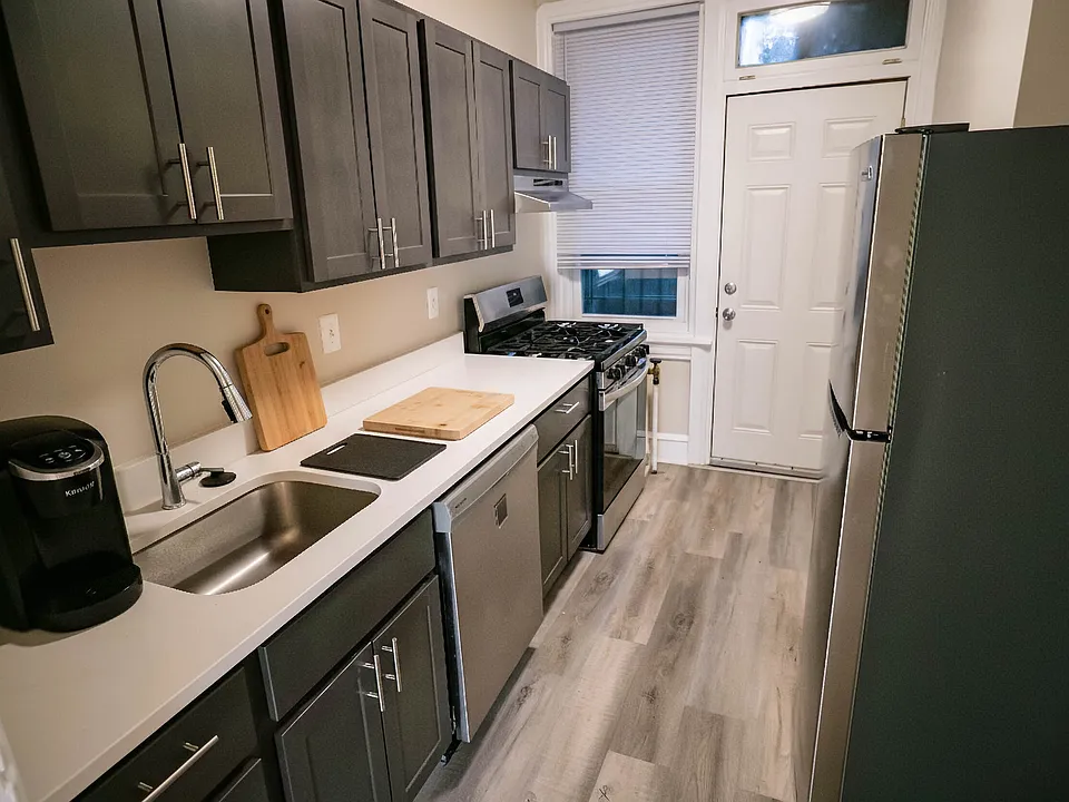 Osage Manor B1 Kitchen