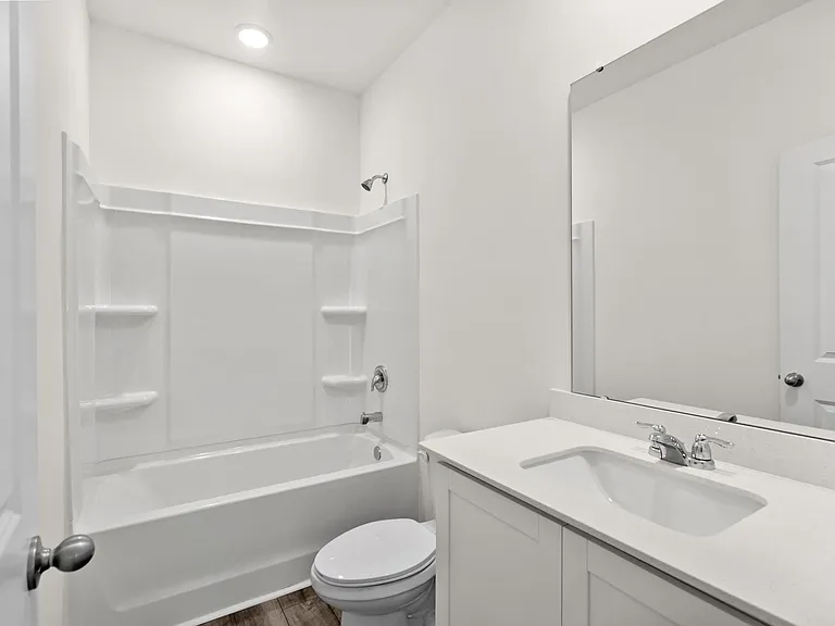450 Castillo Dr — Photo 23