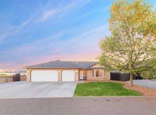 1320 Crosspoint Ct, Red Bluff, CA 96080