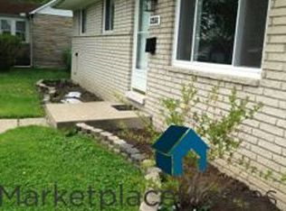 22555 Le Fever Ave, Warren, MI 48091