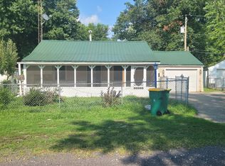 2 Lilac Ln, Springfield, IL 62702