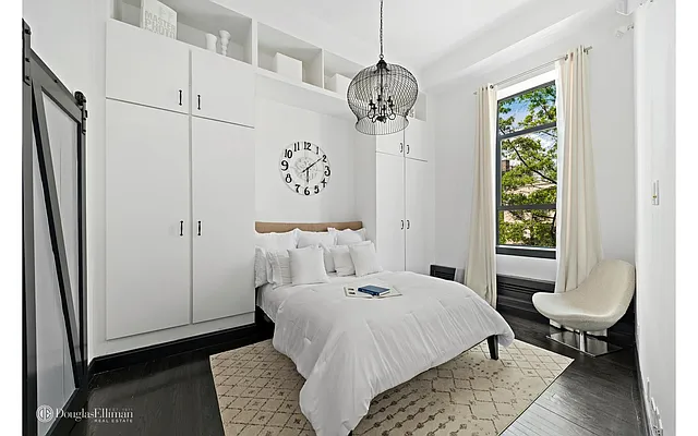 Rented by Douglas Elliman | media 13