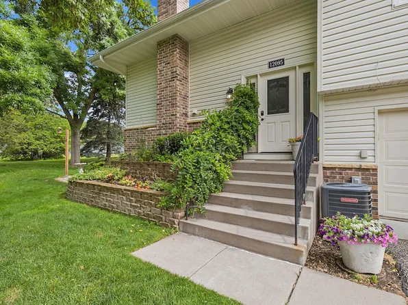 12095 71st Pl N, Maple Grove, MN 55369