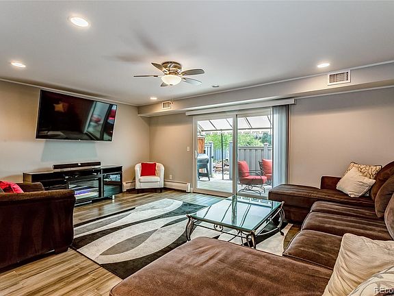 5th image of 3553 S Hillcrest Dr