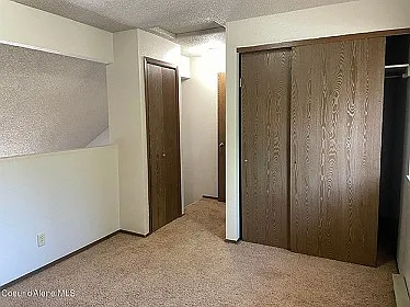 145 E Willow Tree Ln #145 — Photo 6