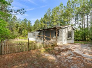 29 Benson Rd, Ellisville, MS 39437