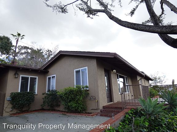 4th image of 8405 Hillcrest Ave