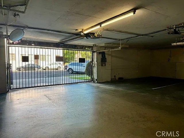 545 Chestnut Ave #306 — Photo 31