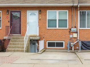 196 Maple Pkwy, Staten Island, NY 10303