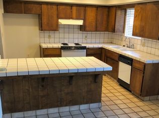 930 N Indiana St #2, Porterville, CA 93257