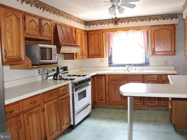 13500 Country Ln NE — Photo 7