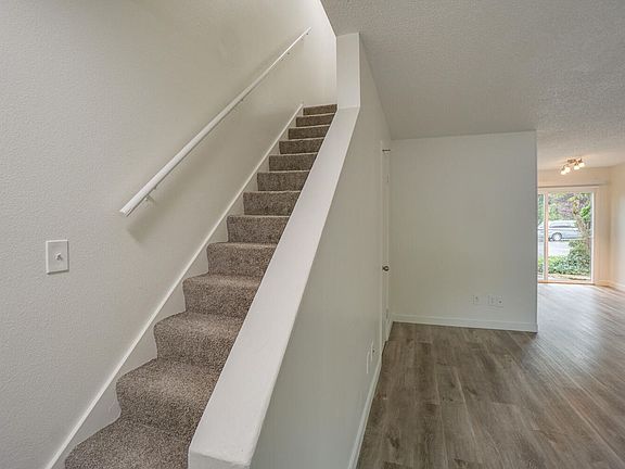 2nd image of 5128-5218 SW Franklin Ave #5162