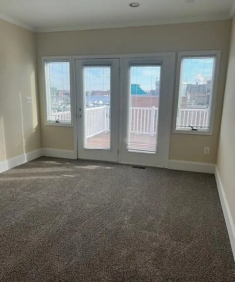 1349 Jackson St — Photo 11