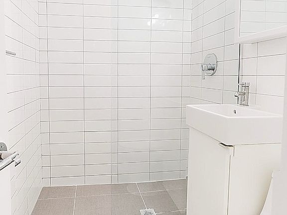 4th image of 472 Central Park W APT 2B