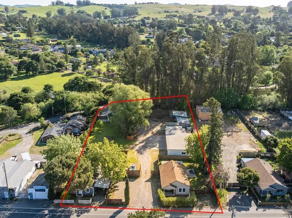 52 Eastman Lane, Petaluma, CA 94952