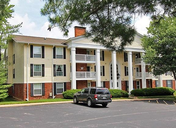 2nd image of 15631 Hedgeford Ct APT 19