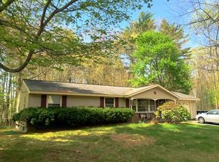 398 Hartford Ave, Bellingham, MA 02019