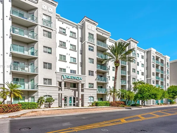 6001 SW 70th St APT 241, South Miami, FL 33143