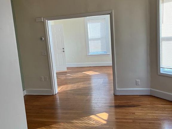 3rd image of 74 Marianna St Floor 1
