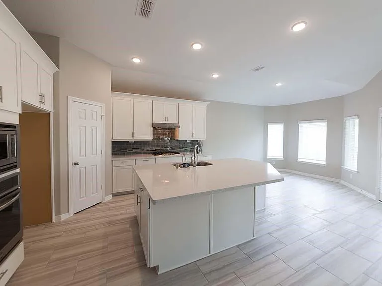 22138 Grand Mist Dr — Photo 11