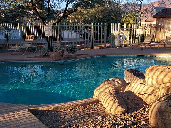 Community pool and spa.