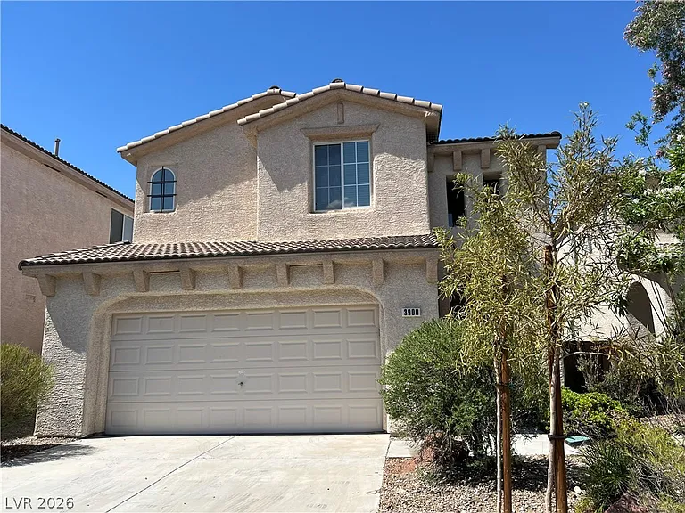 3900 Irvin Ave — Photo 1