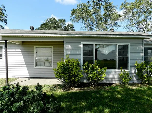 2748 County Road 456, El Campo, TX 77437