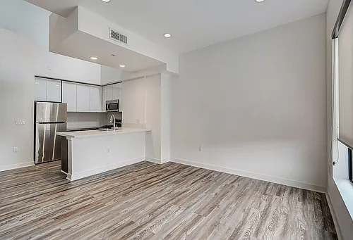 519 N Normandie Ave #9 Photo 1
