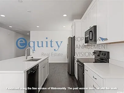 3 bed, 2.0 bath, 1581 sqft, $2,200 — Photo 2