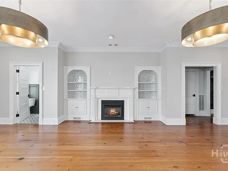 24 E Liberty St #73&83 — Photo 20