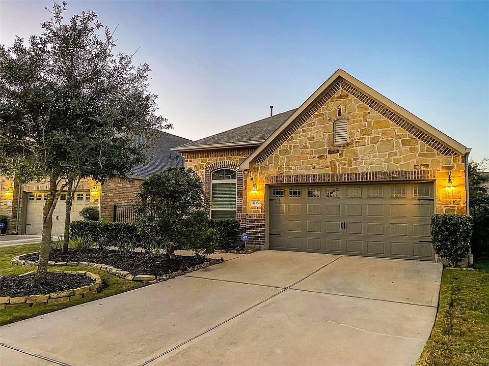 1st image of 27102 Walker Retreat Ln