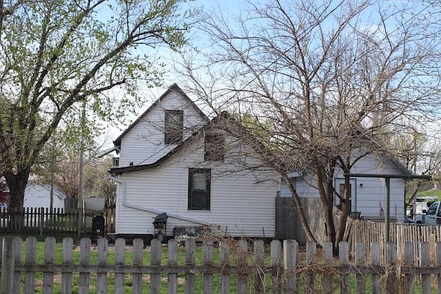 2nd image of 714 Y St